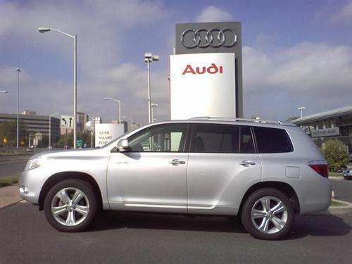 Toyota Highlander 2010 photo 1