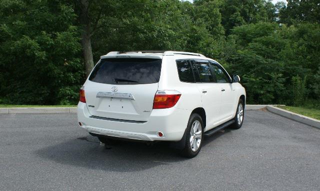 Toyota Highlander 2010 photo 3