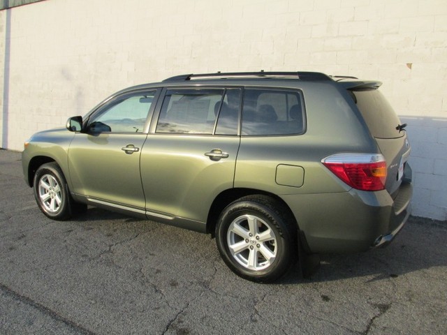 Toyota Highlander 2010 photo 2