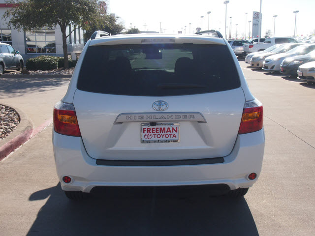 Toyota Highlander 2010 photo 5
