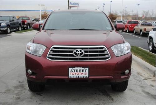Toyota Highlander 2010 photo 2