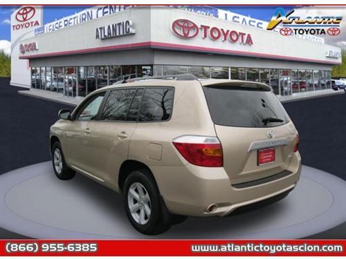 Toyota Highlander 2010 photo 1