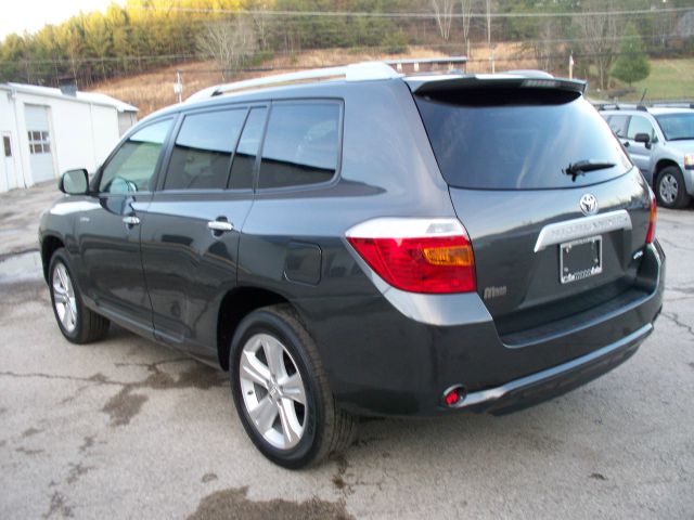 Toyota Highlander 2010 photo 2