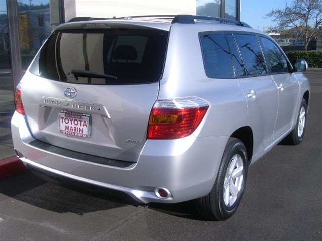 Toyota Highlander 2010 photo 4