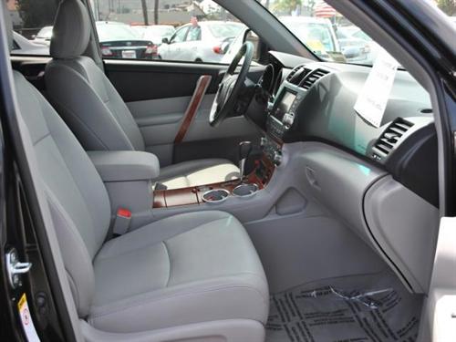 Toyota Highlander 2010 photo 3