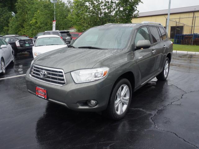Toyota Highlander SLT 25 SUV