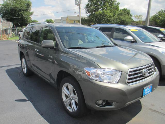 Toyota Highlander 2010 photo 1