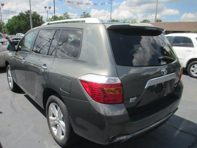 Toyota Highlander 2010 photo 3