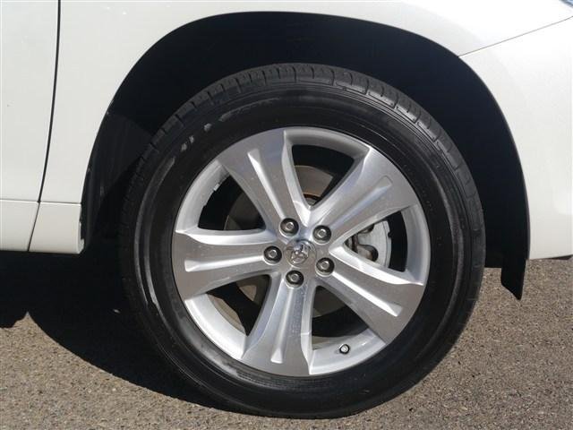 Toyota Highlander 2010 photo 2