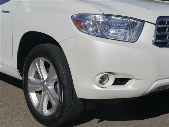 Toyota Highlander 2010 photo 1
