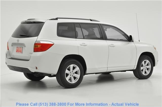 Toyota Highlander 2010 photo 3