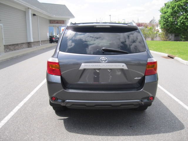 Toyota Highlander 2010 photo 2