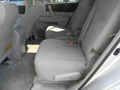 Toyota Highlander 2010 photo 1