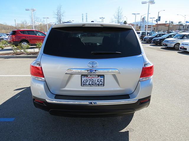 Toyota Highlander 2011 photo 2