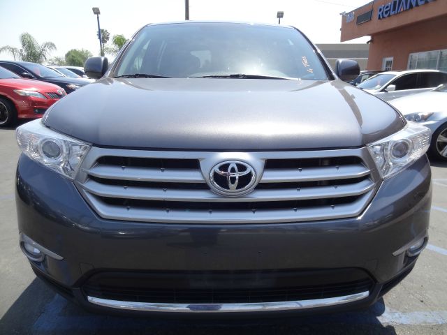 Toyota Highlander 2011 photo 3
