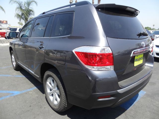 Toyota Highlander 2011 photo 4