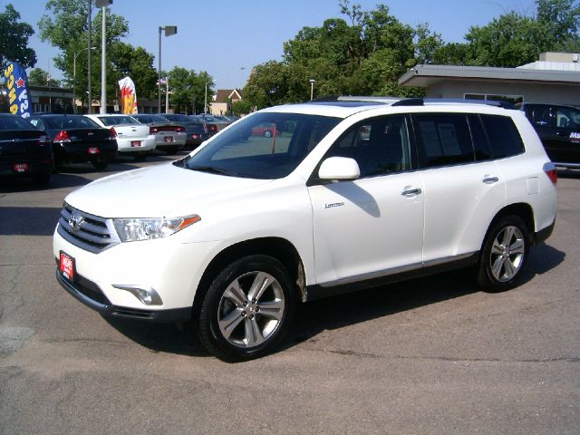 Toyota Highlander 2011 photo 2