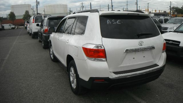Toyota Highlander 2012 photo 3