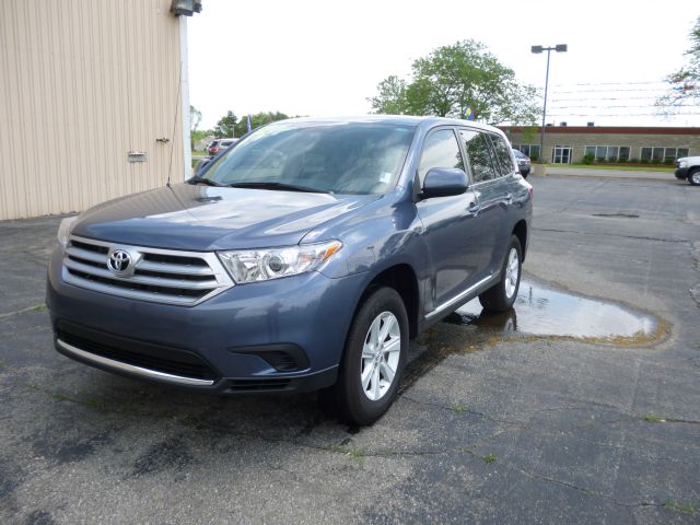 Toyota Highlander 4X4 QUAD CAB GAS SLT SUV