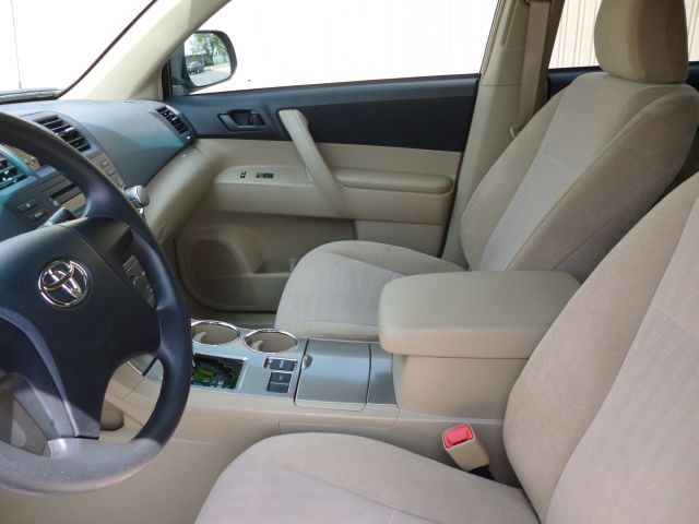Toyota Highlander 2012 photo 2