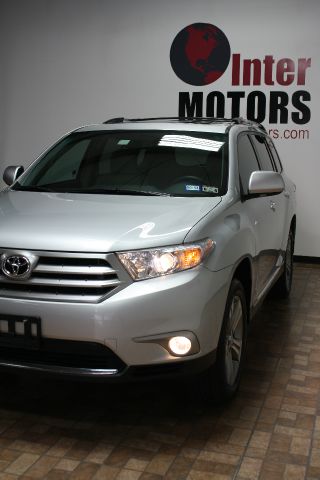 Toyota Highlander 2012 photo 17