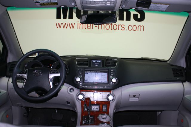 Toyota Highlander 2012 photo 47