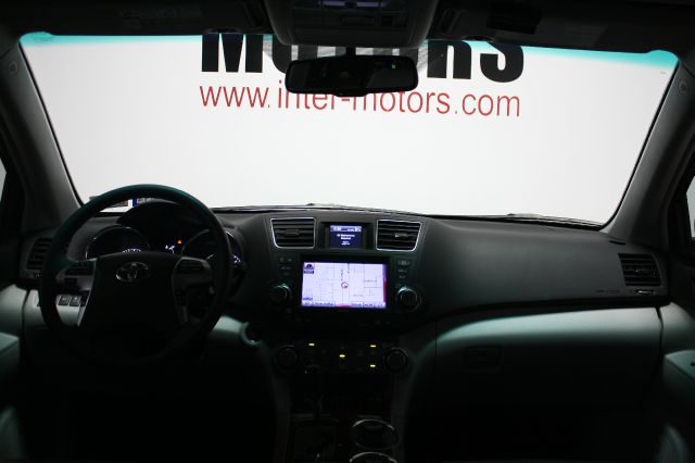 Toyota Highlander 2012 photo 70