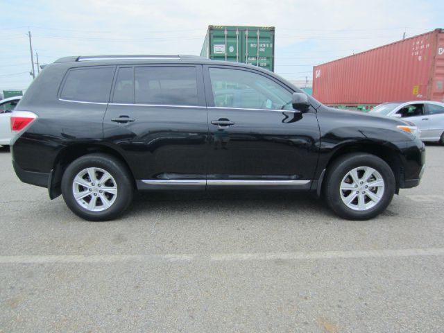 Toyota Highlander 2012 photo 1