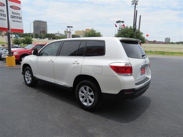 Toyota Highlander SE SUV