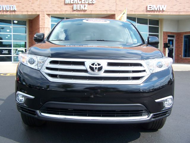 Toyota Highlander 2012 photo 4