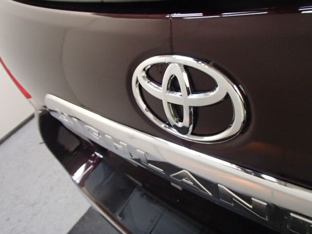 Toyota Highlander Super SUV