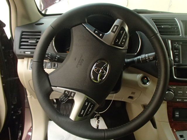 Toyota Highlander 2013 photo 7