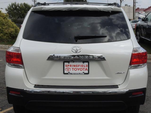 Toyota Highlander 2013 photo 0