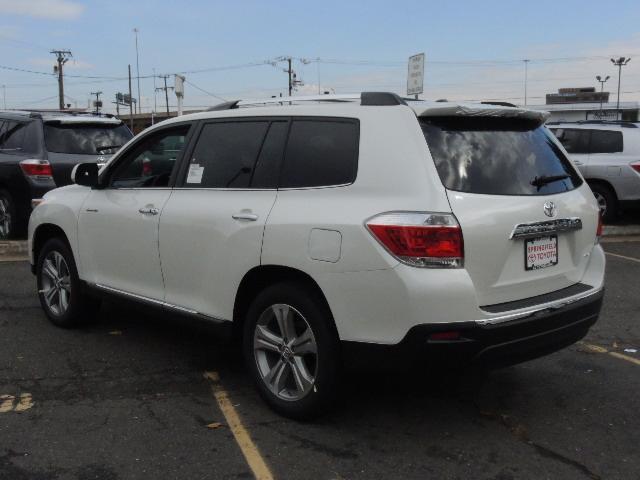Toyota Highlander 2013 photo 1