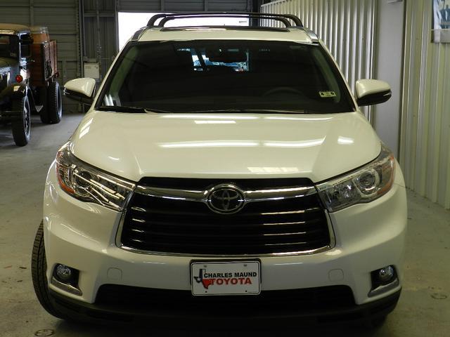 Toyota Highlander 2014 photo 1
