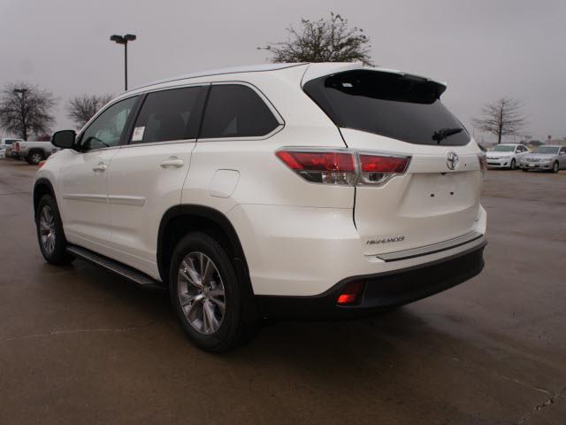 Toyota Highlander 2014 photo 4