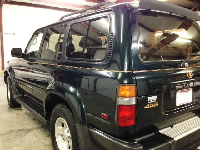 Toyota LandCruiser 1997 photo 10