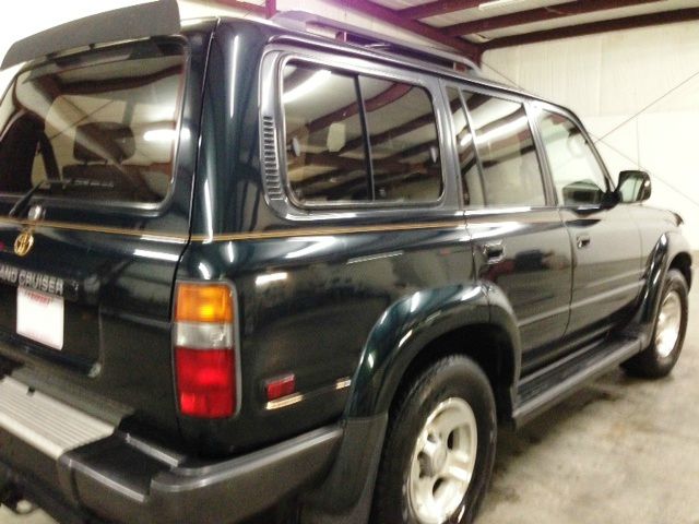 Toyota LandCruiser 1997 photo 2