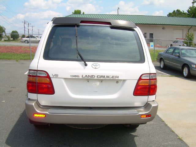 Toyota LandCruiser 1999 photo 1