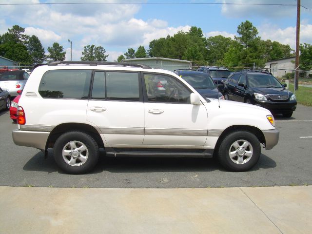 Toyota LandCruiser 1999 photo 3
