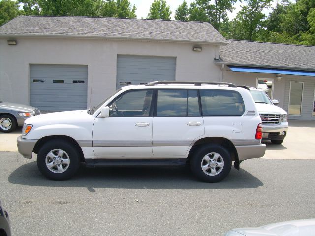 Toyota LandCruiser 1999 photo 4