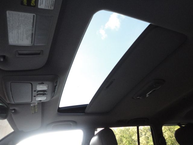 Toyota LandCruiser 2003 photo 15