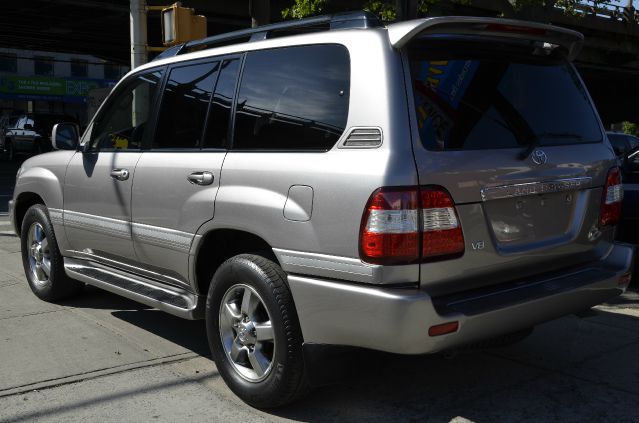 Toyota LandCruiser 2006 photo 1