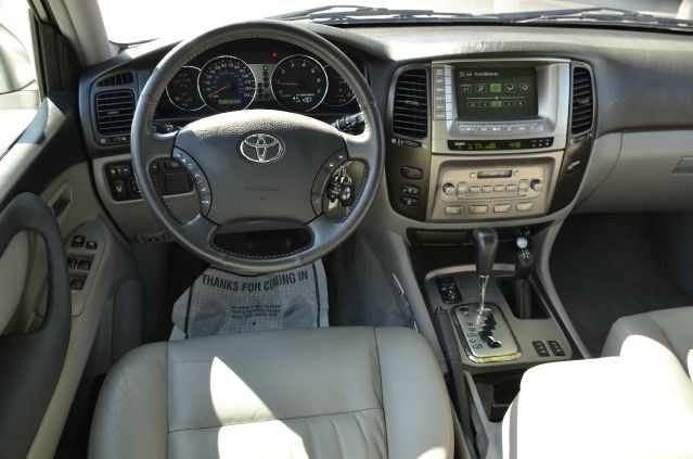 Toyota LandCruiser 2006 photo 13