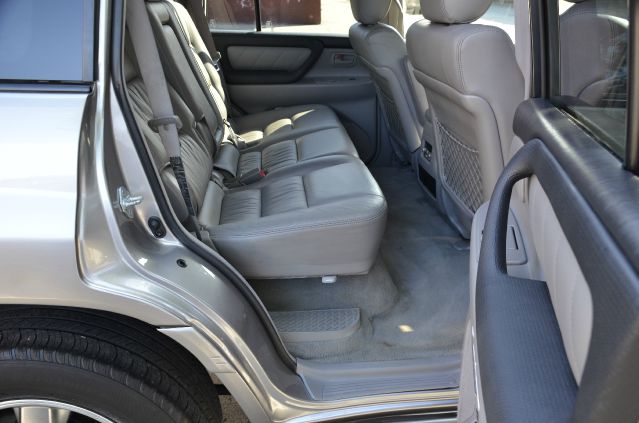 Toyota LandCruiser 2006 photo 15