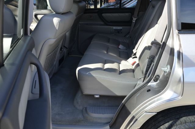 Toyota LandCruiser 2006 photo 17