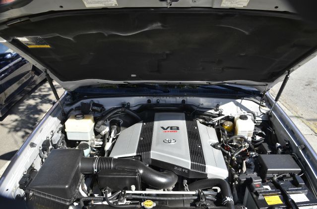 Toyota LandCruiser 2006 photo 6