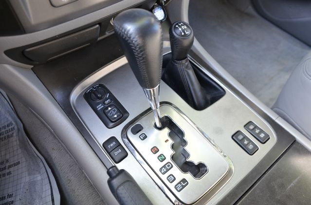 Toyota LandCruiser 2006 photo 8