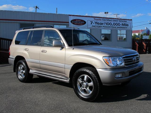 Toyota LandCruiser 2.0T Sport Sedan 4D SUV