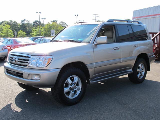 Toyota LandCruiser 2006 photo 2